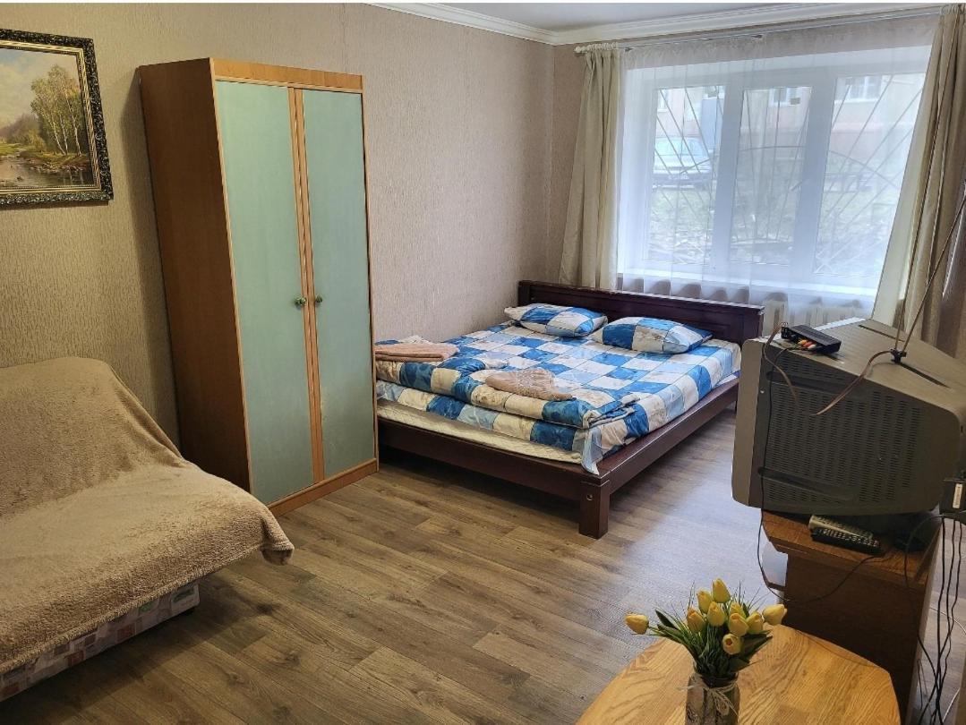 2-Кімнатна Квартира У Центрі На Олександра Поля, Шпиталь, 16Лікарня Dnipro Exterior foto